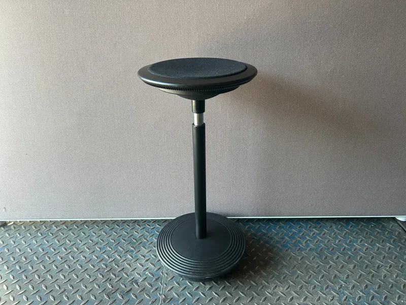 Wilkhahn Stitz Stehhilfe Hocker Leder Schwarz