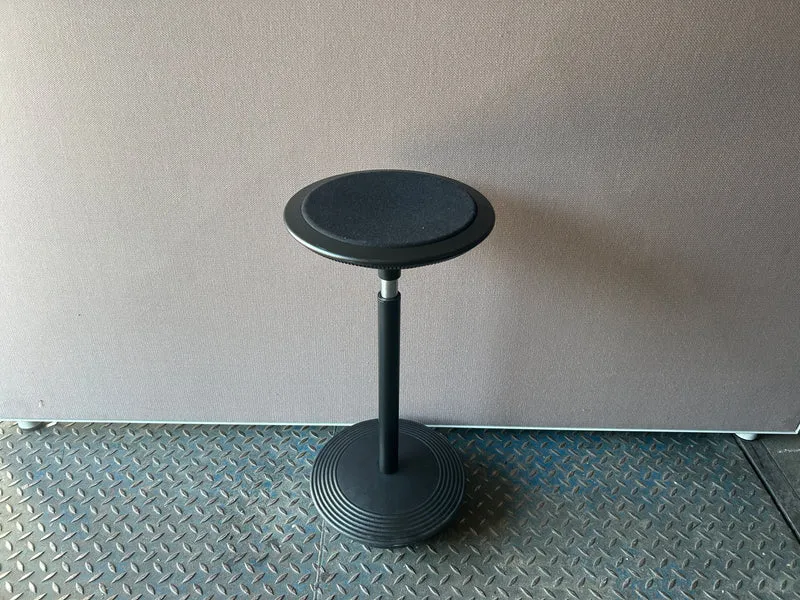 Wilkhahn Stitz Stehhilfe Hocker Leder Schwarz