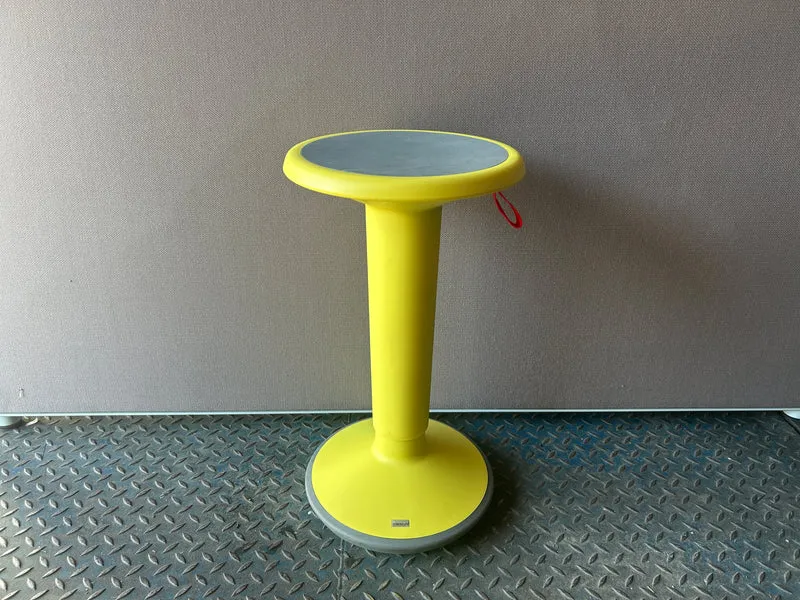 Interstuhl UPis1 110U Hocker Gelb / Weiß