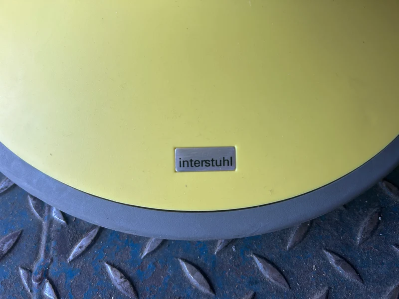 Interstuhl UPis1 110U Hocker Gelb / Weiß