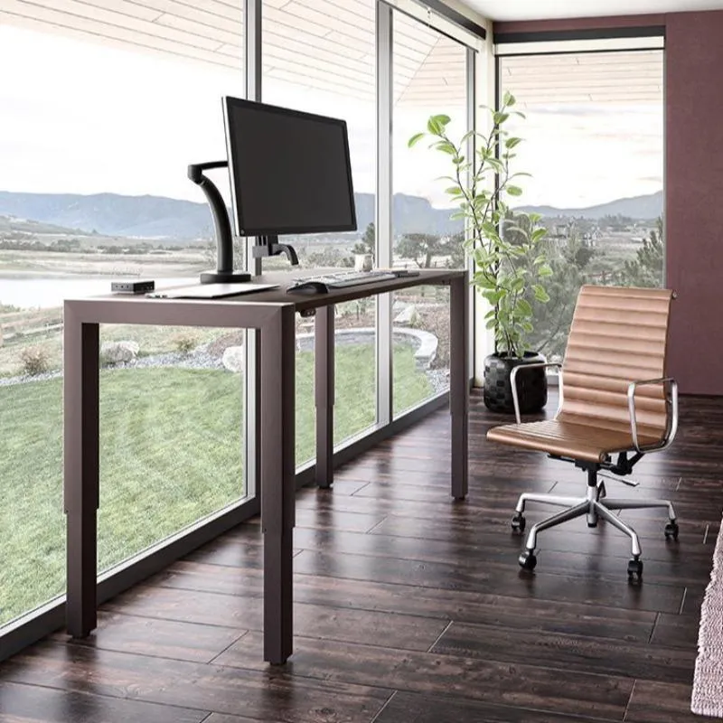 ELLE Desk
