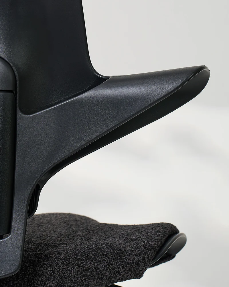 HÅG Capisco Puls 8020 Design Collection - ZERO by Kvadrat
