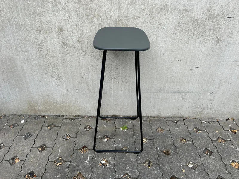 Infiniti Klejn Bar Stool Hocker