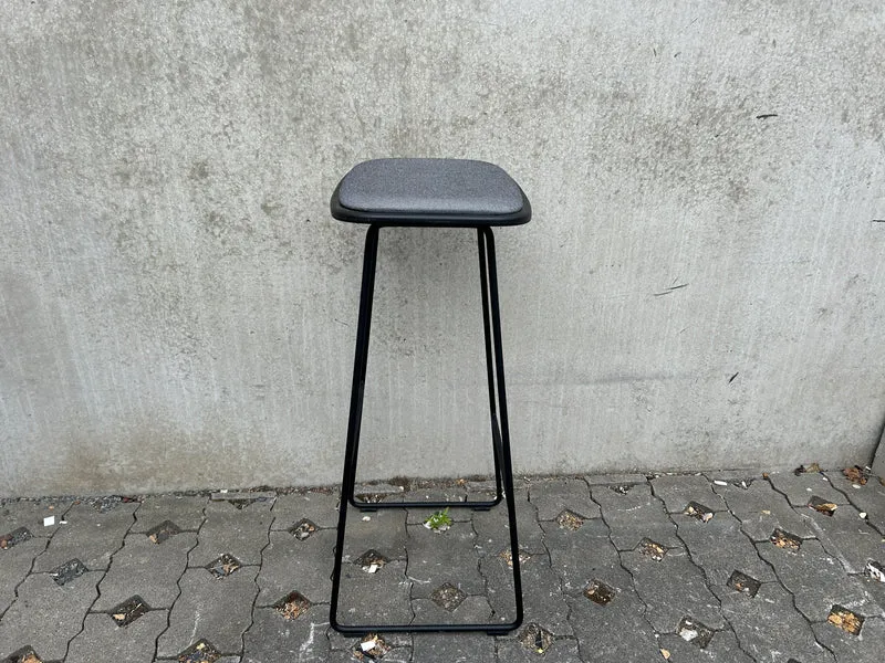 Infiniti Klejn Bar Stool Hocker