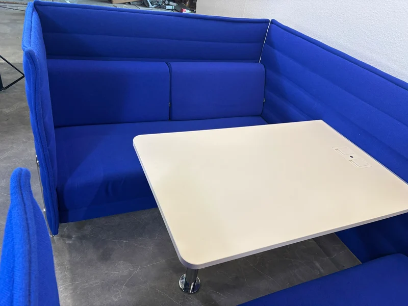 Vitra Alcove Cabine Blau
