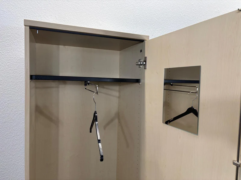 König & Neurath Garderobenschrank Ahorn
