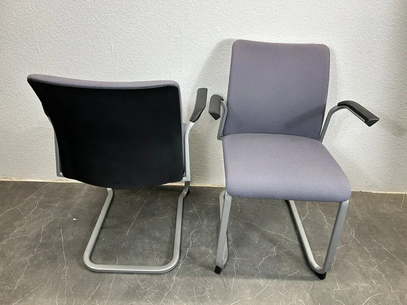 Steelcase Eastside Konferenzstuhl Freischwinger Grau