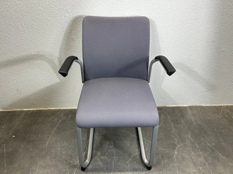 Steelcase Eastside Konferenzstuhl Freischwinger Grau