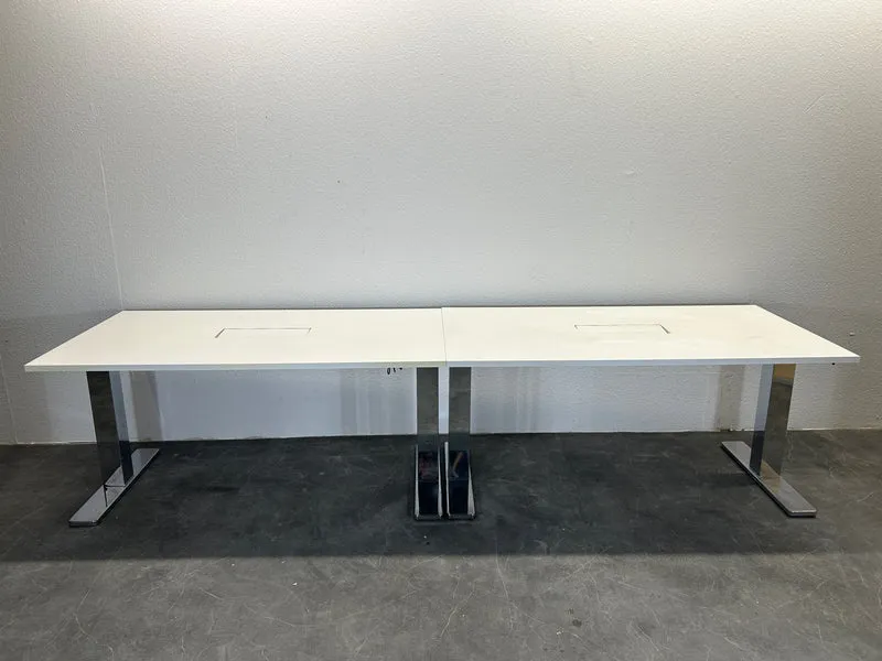 Konferenztisch Weiß mit Chrom Gestell