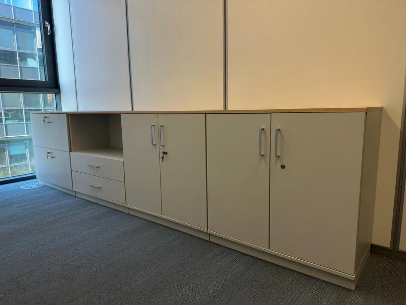 Coneon Sideboard Grau / Ahorn