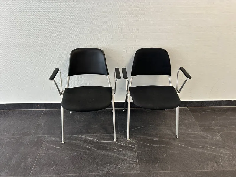 Konferenzstuhl Schwarz