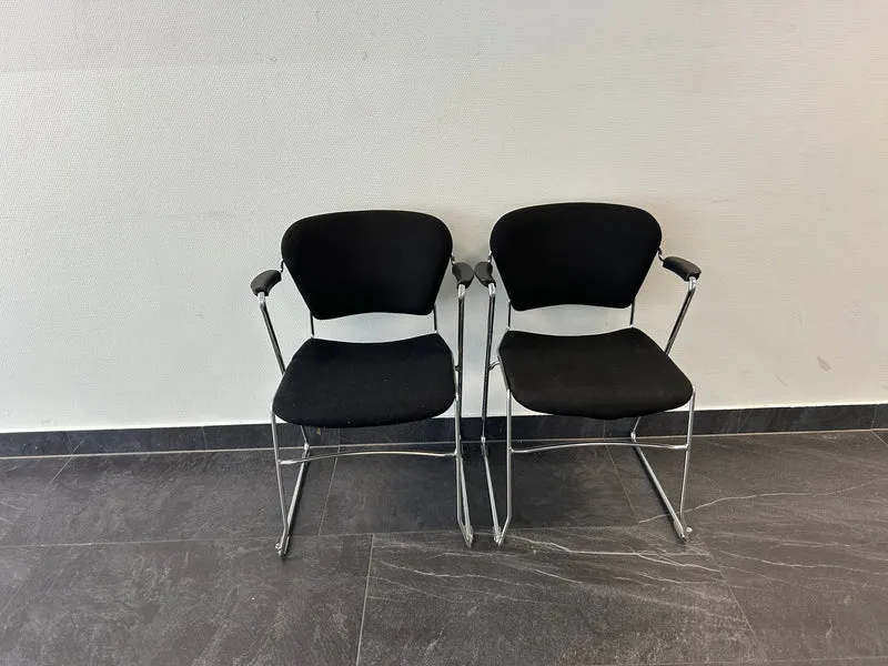 Konferenzstuhl Freischwinger Schwarz