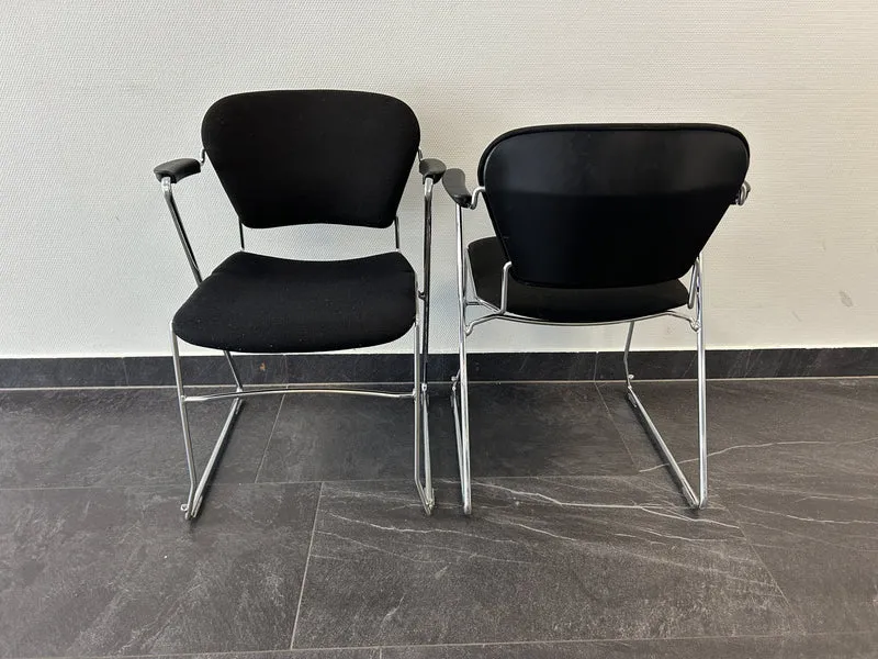 Konferenzstuhl Freischwinger Schwarz