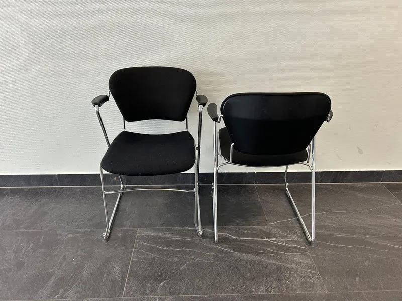 Konferenzstuhl Freischwinger Schwarz