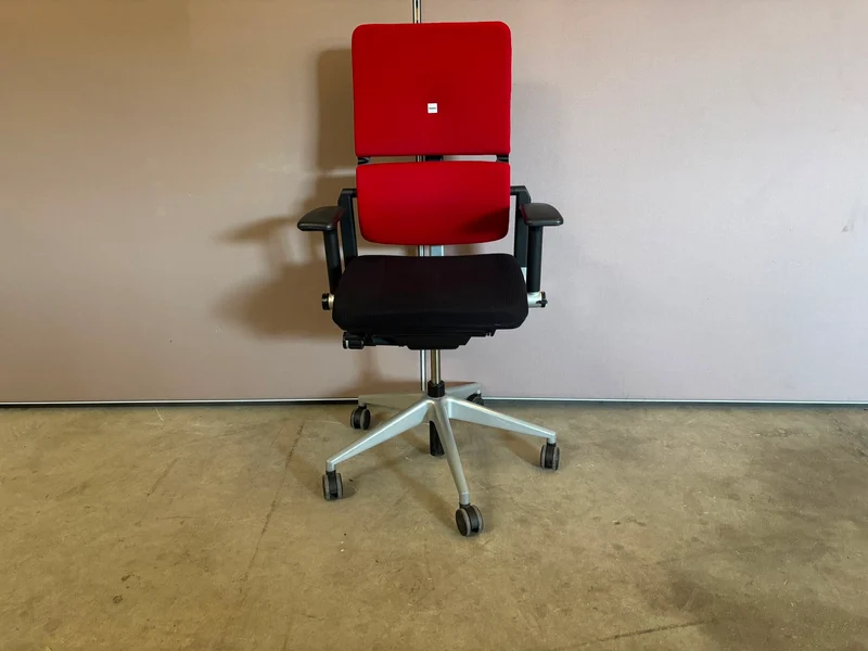 Steelcase Please V2 Bürodrehstuhl Rot / Schwarz