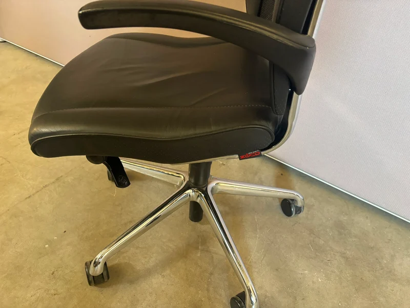 Züco Effe Bürodrehstuhl Schwarz Leder