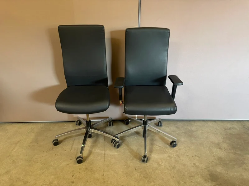 Dauphin Alpha Bürodrehstuhl Schwarz Leder