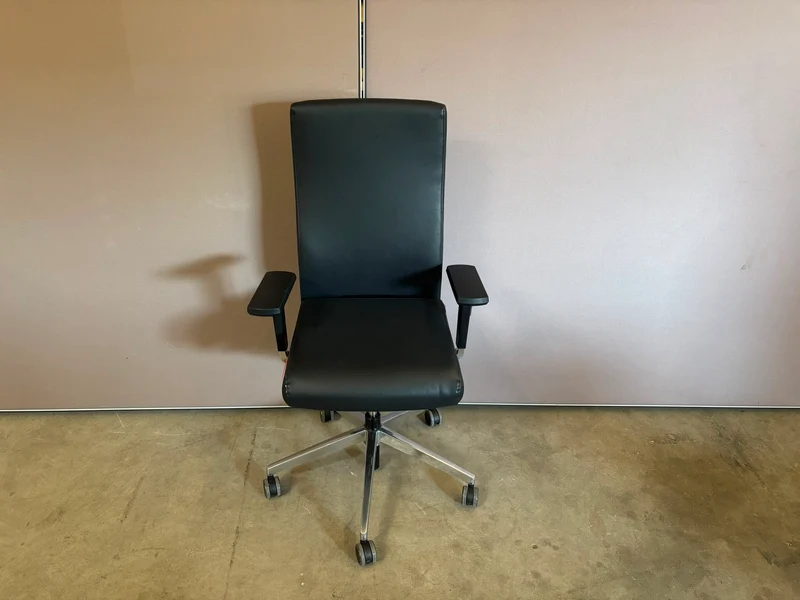 Dauphin Alpha Bürodrehstuhl Schwarz Leder