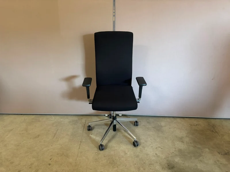 Dauphin Alpha Bürodrehstuhl Schwarz Stoff