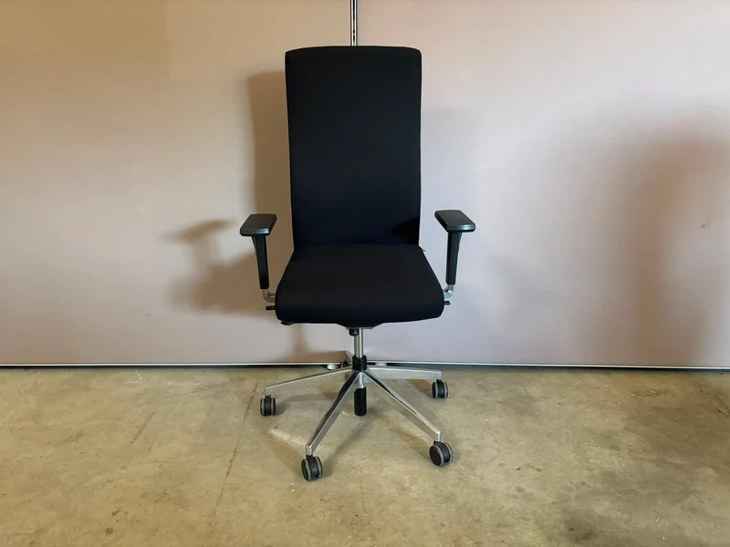Dauphin Alpha Bürodrehstuhl Schwarz Stoff