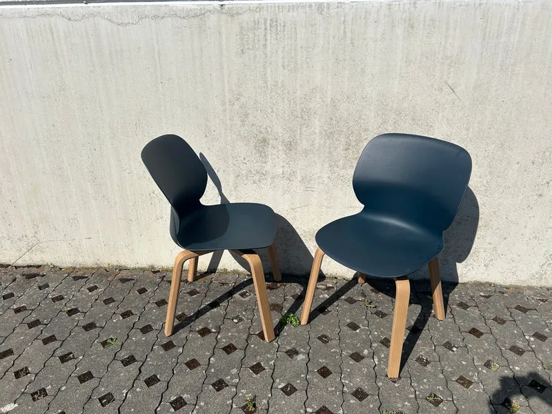 Haworth Maari Konferenzstuhl Dunkelblau