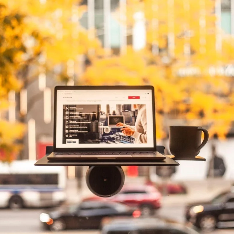 Motis Window Desk