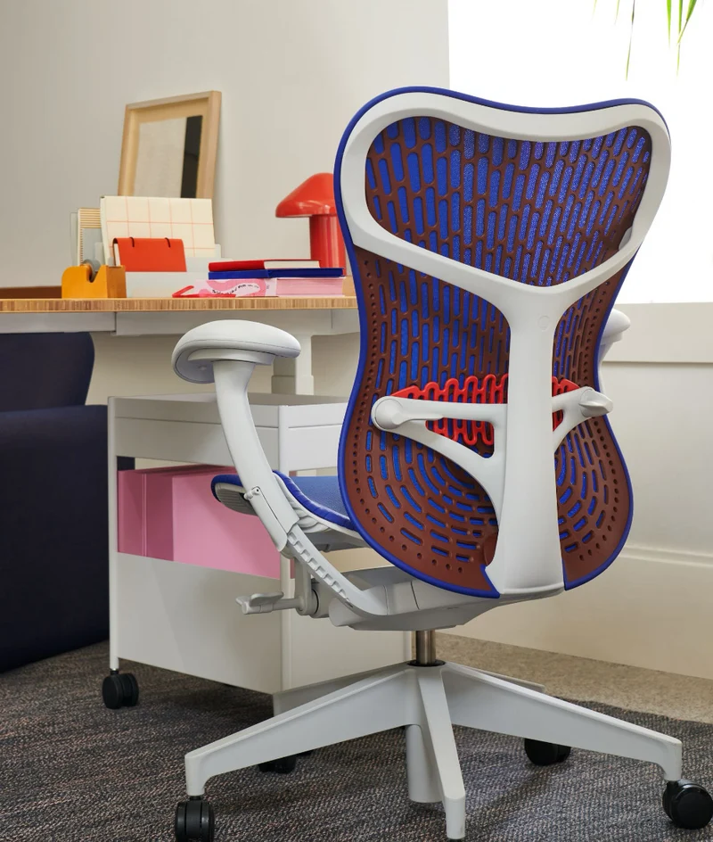 Mirra 2 Butterfly Bürostuhl Cordovan/Ultramarine Blau
