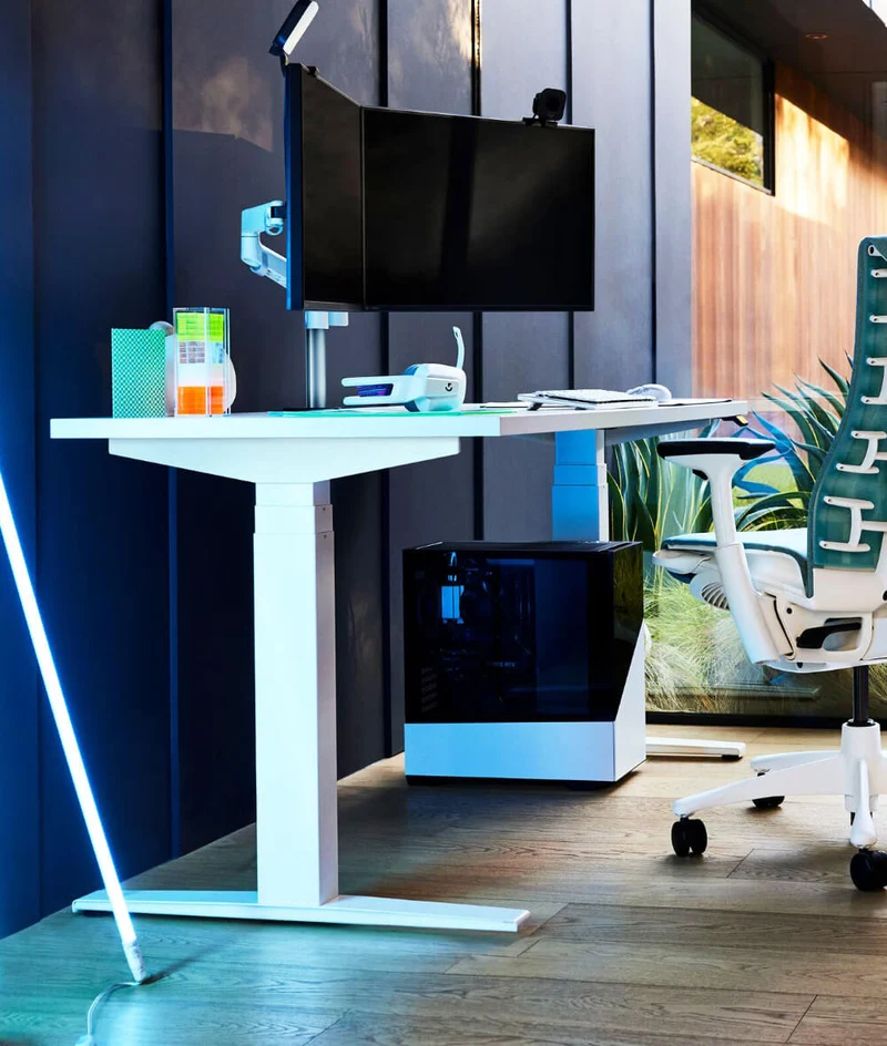 Nevi Gaming-Schreibtisch