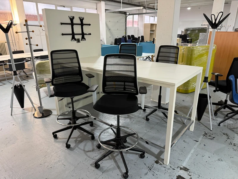 Koplus Tonique Counterstuhl Bürodrehstuhl Schwarz/Weiß