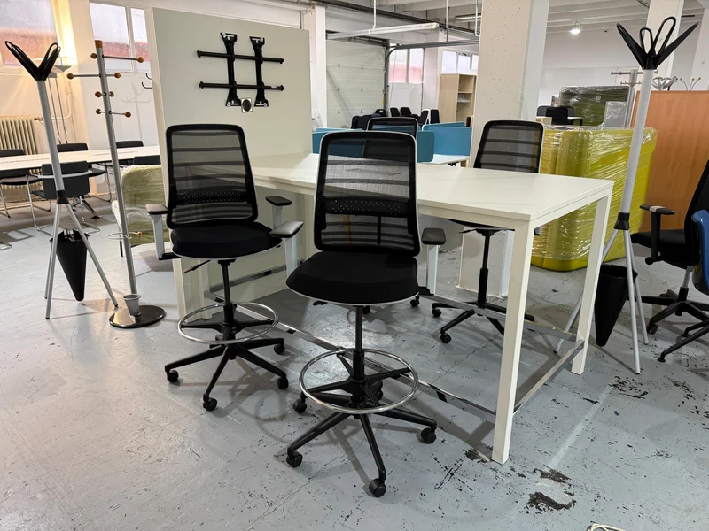 Koplus Tonique Counterstuhl Bürodrehstuhl Schwarz/Weiß