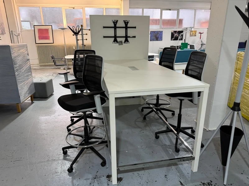 Koplus Tonique Counterstuhl Bürodrehstuhl Schwarz/Weiß