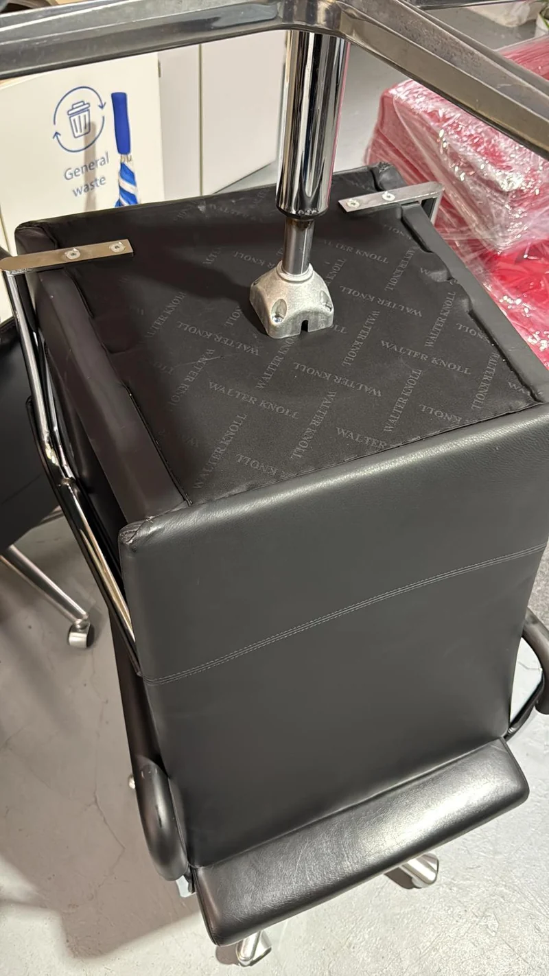 Walter Knoll Konferenzstuhl Leder auf Rollen Schwarz