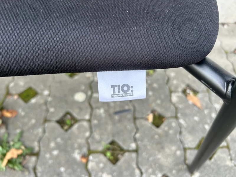Dauphin TrendOffice Konferenzstuhl mit Netzrücken Schwarz
