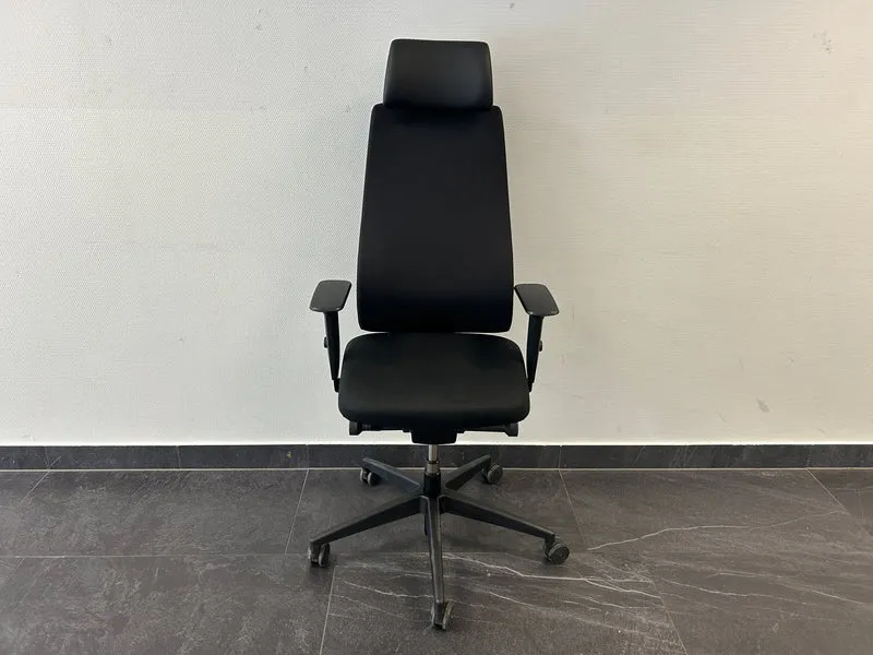 Interstuhl 1S38A Bürodrehstuhl mit Kopfstütze