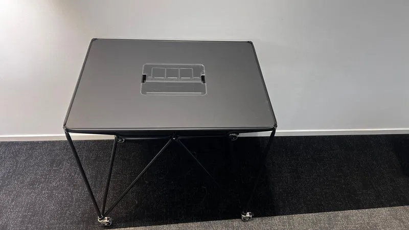 System 180 Design Thinking Line T4 S Stehtisch Schwarz
