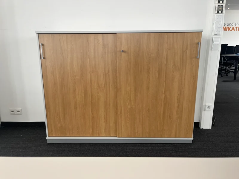 Kinnarps Sideboard Grau / Eiche