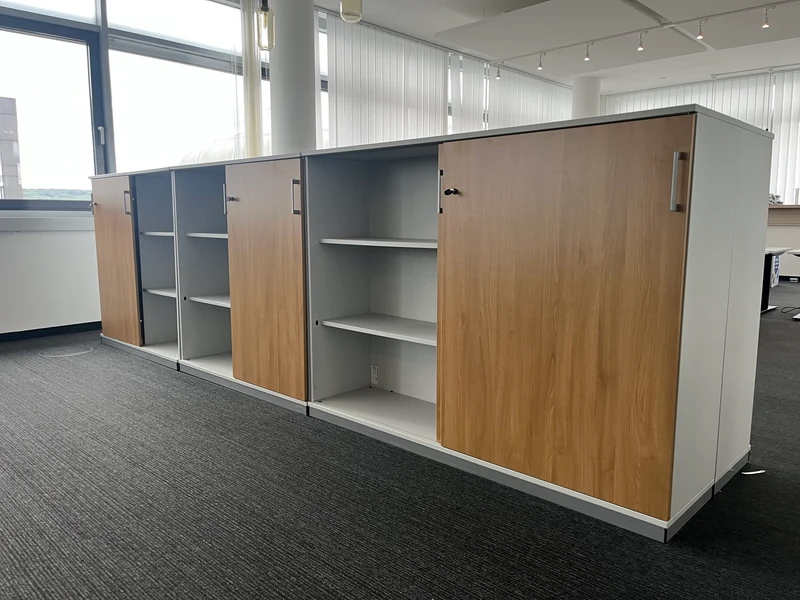 Kinnarps Sideboard Grau / Eiche