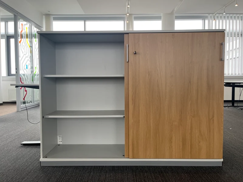 Kinnarps Sideboard Grau / Eiche