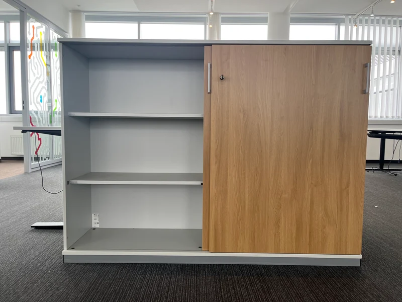 Kinnarps Sideboard Grau / Eiche