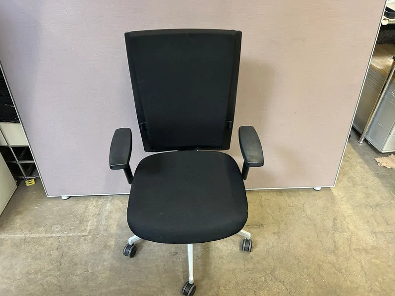 Steelcase / Werndl Bürodrehstuhl Schwarz