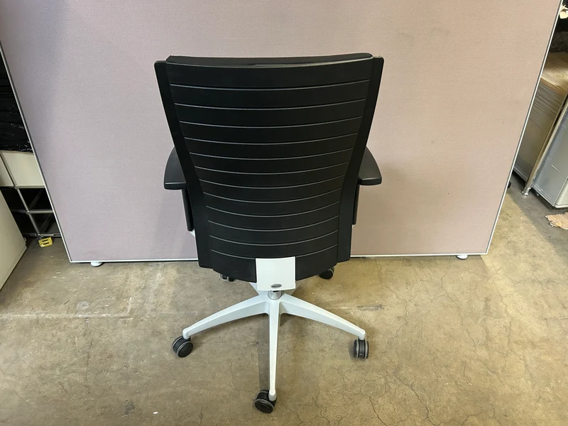 Steelcase / Werndl Bürodrehstuhl Schwarz