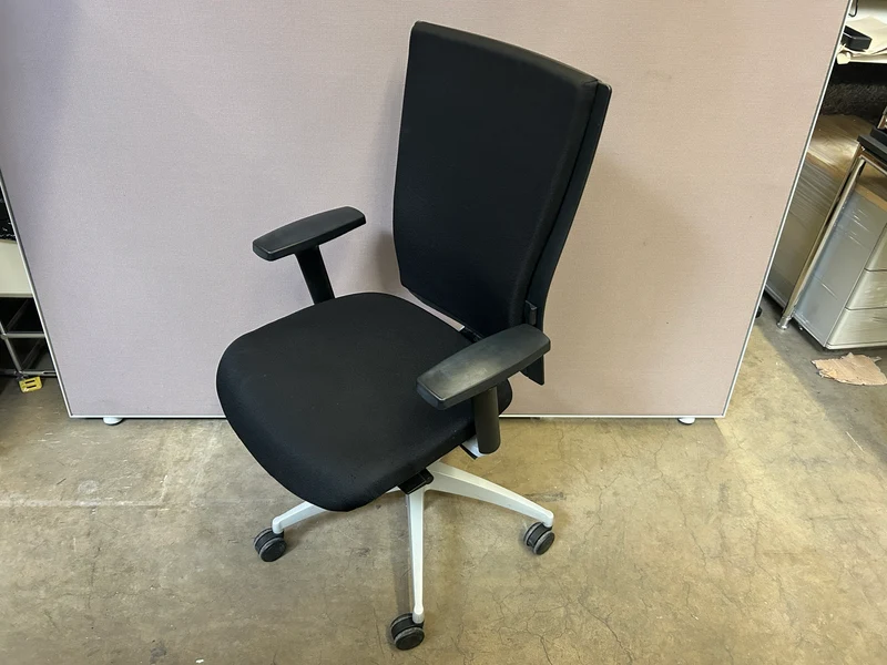 Steelcase / Werndl Bürodrehstuhl Schwarz