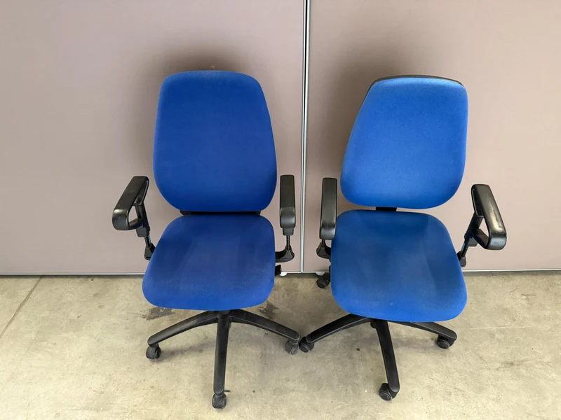 Dauphin Bürodrehstuhl Blau