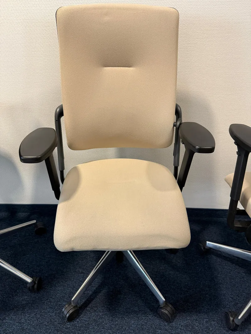 Rohde Grahl / Nowy Style Xenium Bürodrehstuhl Beige