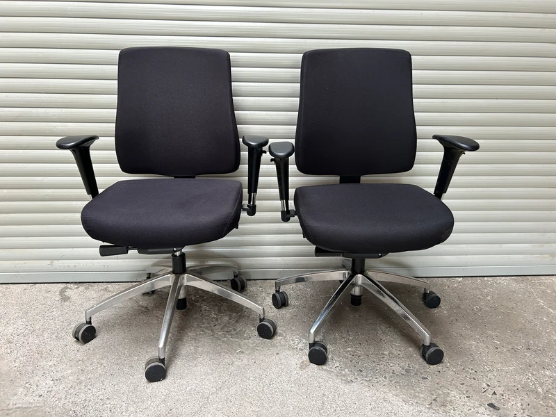 Bürodrehstuhl Schwarz