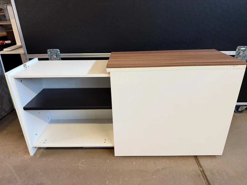 Steelcase Apothekerschrank 2OH Weiß