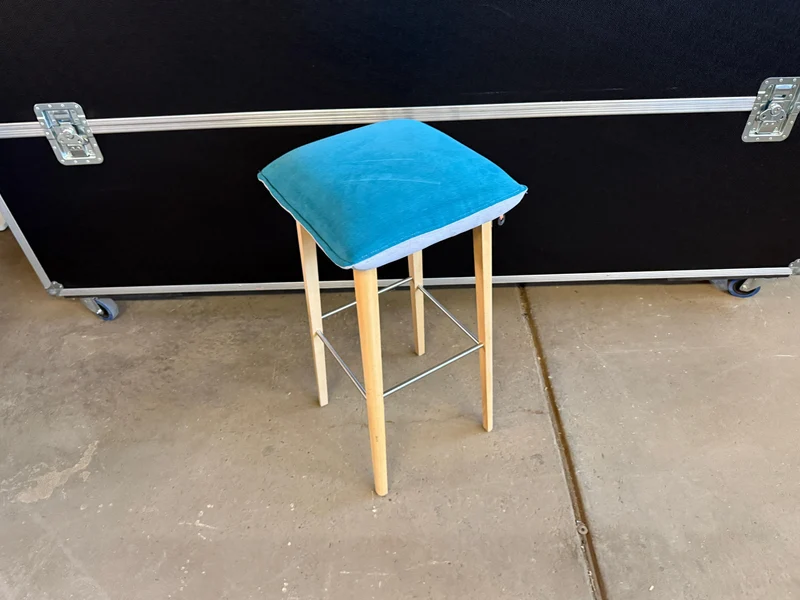 Mobitec Soda Polster Hocker Blau