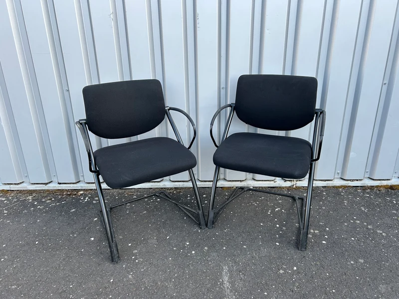 Konferenzstuhl Schwarz