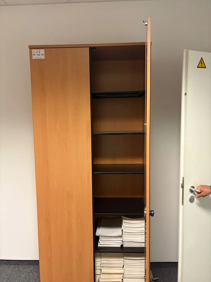 Steelcase Wandschrank Buche/Anthrazit