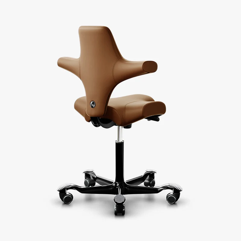 HÅG Capisco 8106, Leather Wollsdorf Paloma Natur, Black Base
